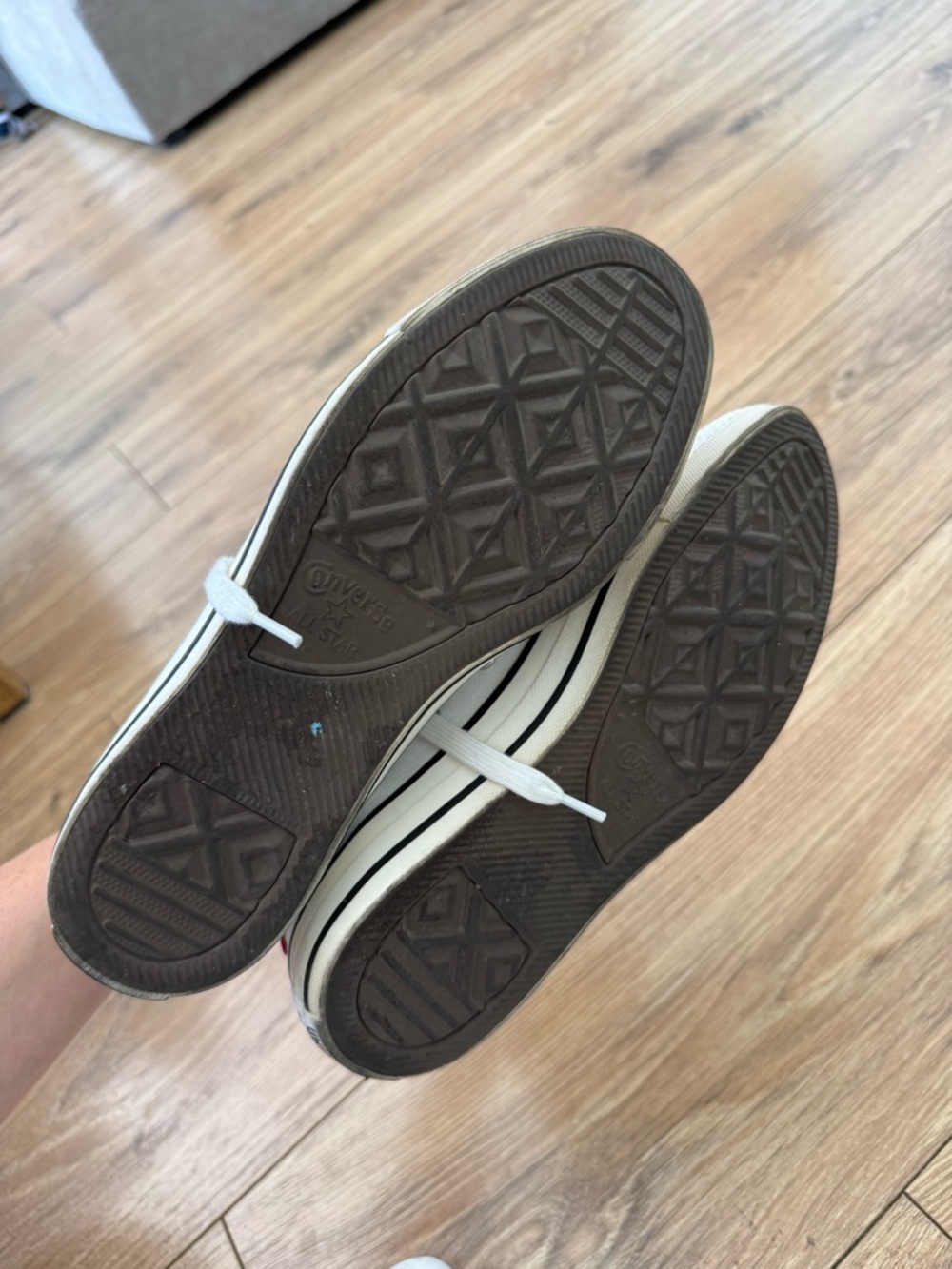 Converse - Picture 6 of 10